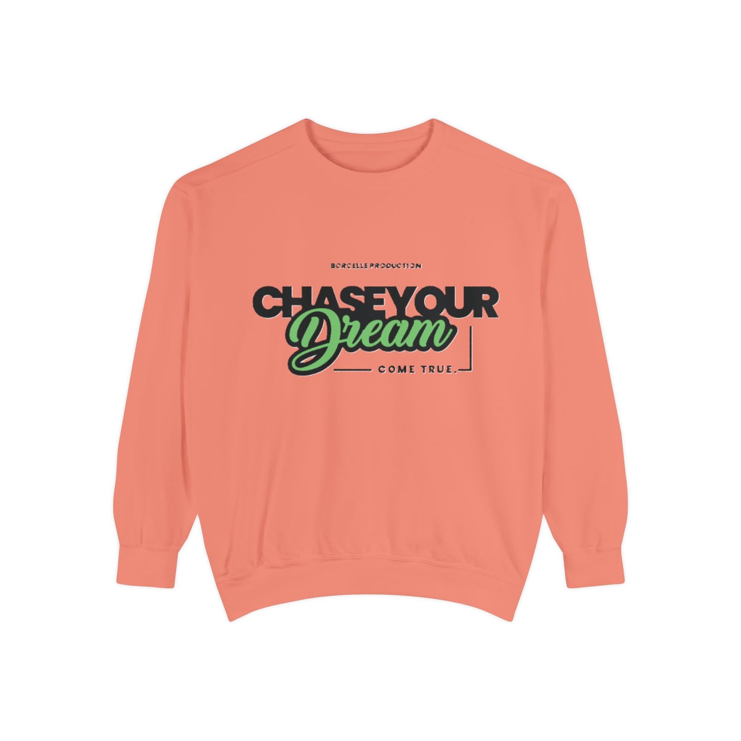 Chase Your Dreams Sweatshirt, Cozy Fashion, Inspirational Gift, Motivational Apparel, Perfect for Dreamers