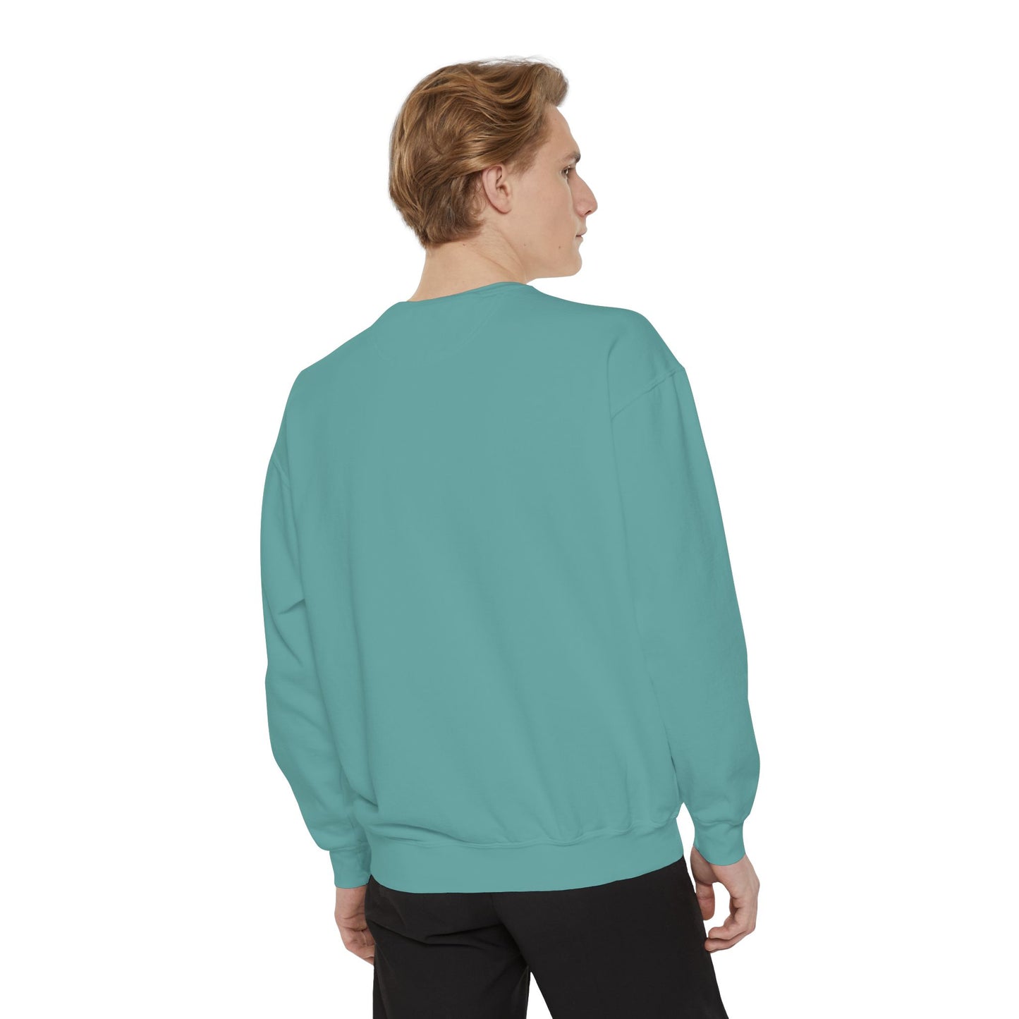 Chase Your Dreams Sweatshirt, Cozy Fashion, Inspirational Gift, Motivational Apparel, Perfect for Dreamers