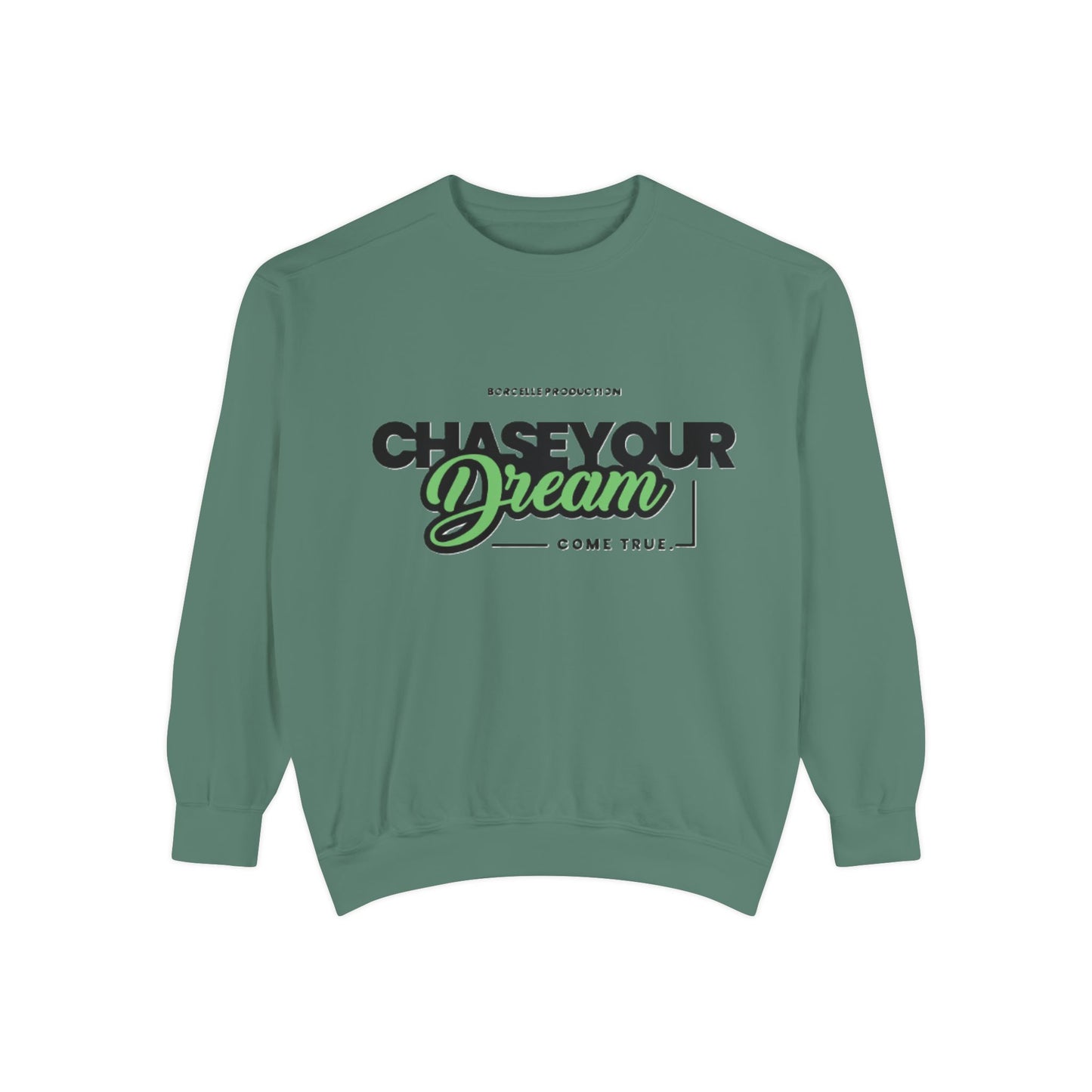 Chase Your Dreams Sweatshirt, Cozy Fashion, Inspirational Gift, Motivational Apparel, Perfect for Dreamers