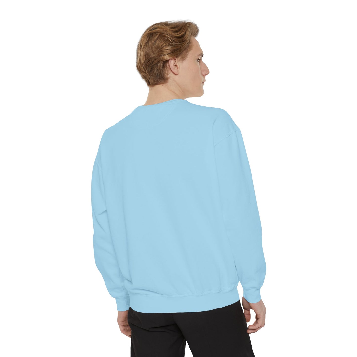 Chase Your Dreams Sweatshirt, Cozy Fashion, Inspirational Gift, Motivational Apparel, Perfect for Dreamers