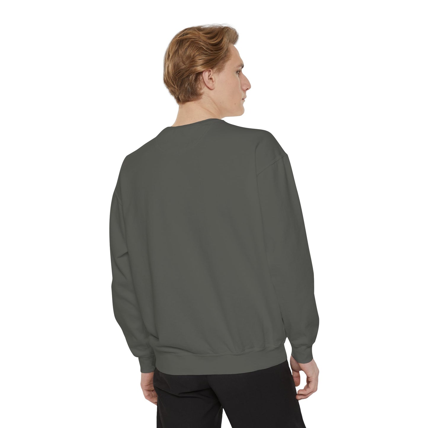 Chase Your Dreams Sweatshirt, Cozy Fashion, Inspirational Gift, Motivational Apparel, Perfect for Dreamers